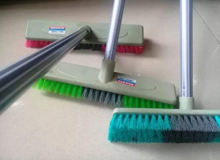 Sapu sikat gagang panjang nagoya